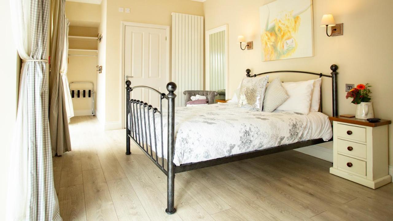 Accommodation Bristol Airport Redhill  Exteriör bild